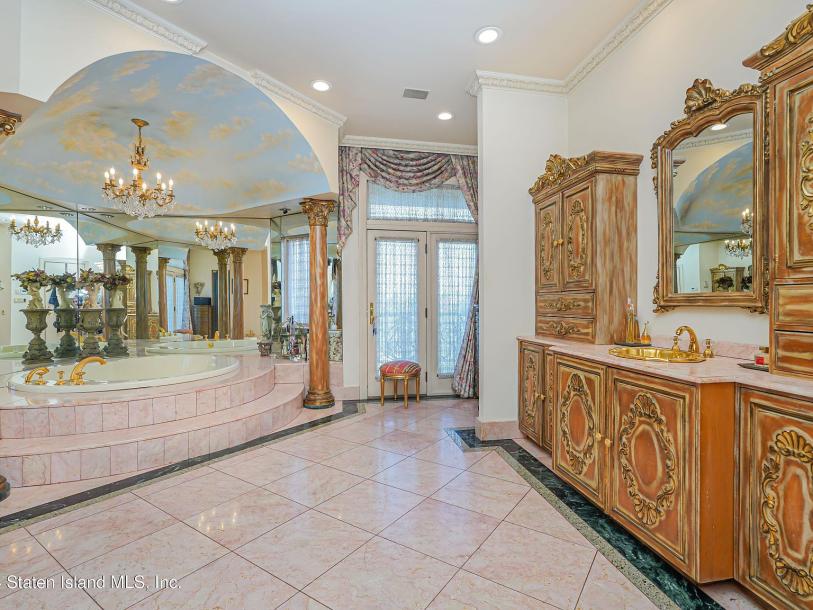 177 Benedict Rd, Staten Island, NY 10304-30