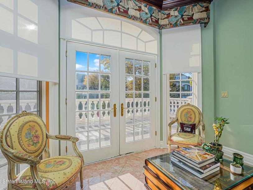177 Benedict Rd, Staten Island, NY 10304-43