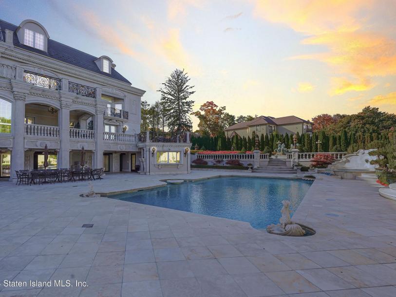 177 Benedict Rd, Staten Island, NY 10304-45