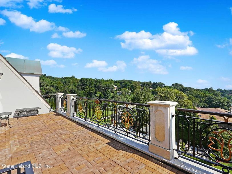 177 Benedict Rd, Staten Island, NY 10304-51