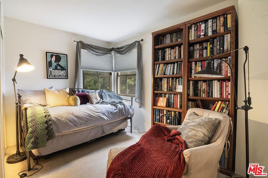 2179 Linda Flora Dr, Los Angeles, CA 90077-38