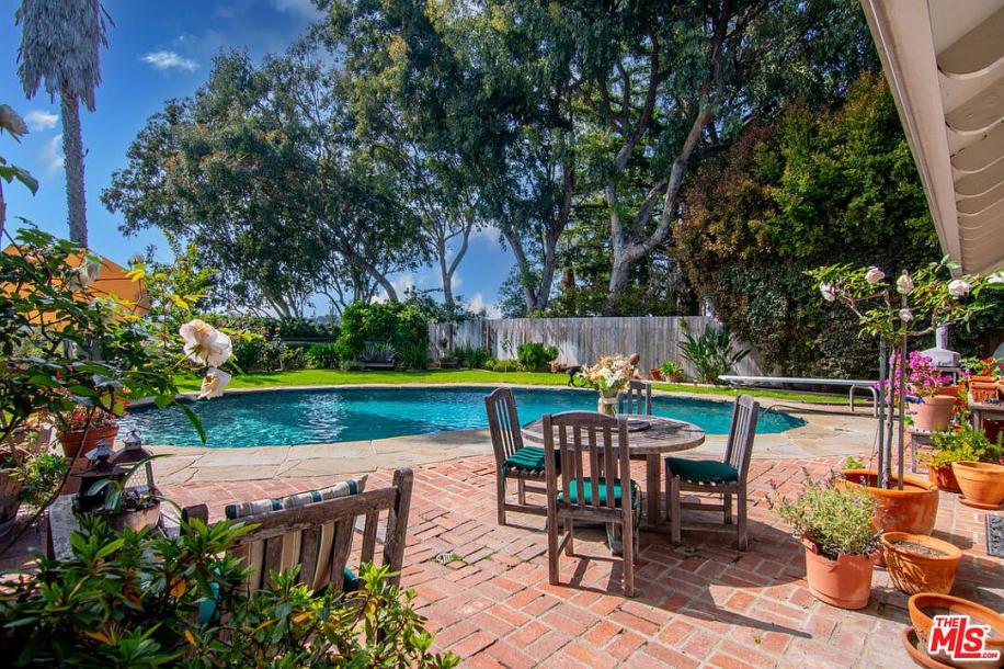 2179 Linda Flora Dr, Los Angeles, CA 90077-49