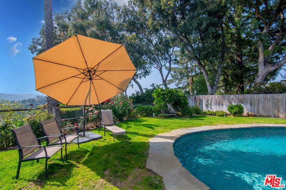 2179 Linda Flora Dr, Los Angeles, CA 90077-52