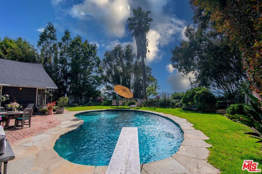 2179 Linda Flora Dr, Los Angeles, CA 90077-54