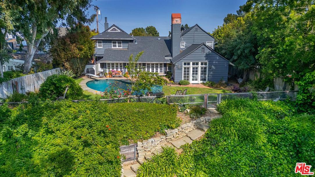 2179 Linda Flora Dr, Los Angeles, CA 90077-55