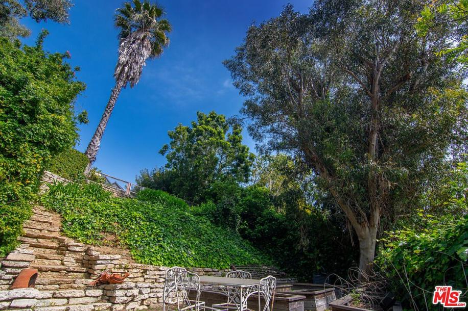 2179 Linda Flora Dr, Los Angeles, CA 90077-61