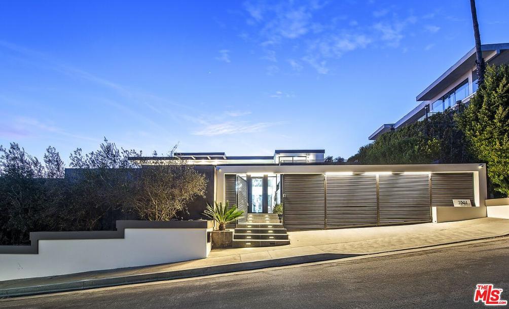 2301 Hercules Dr, Los Angeles, CA 90046-13