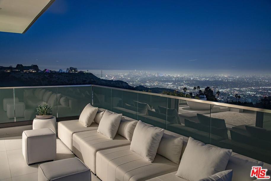 2301 Hercules Dr, Los Angeles, CA 90046-26