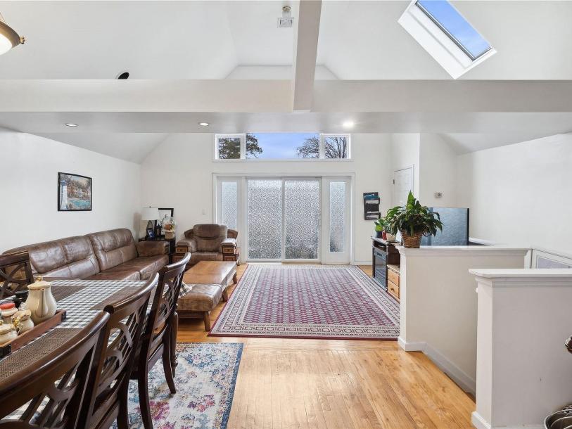 250-16 41st Road, Little Neck, NY 11363-22
