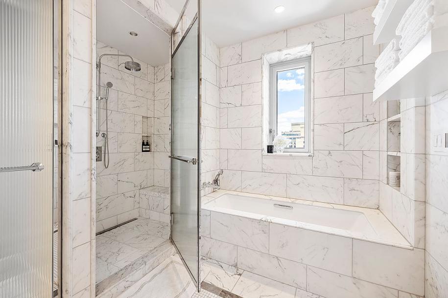 301 E 80th St #25B, New York, NY 10075-10