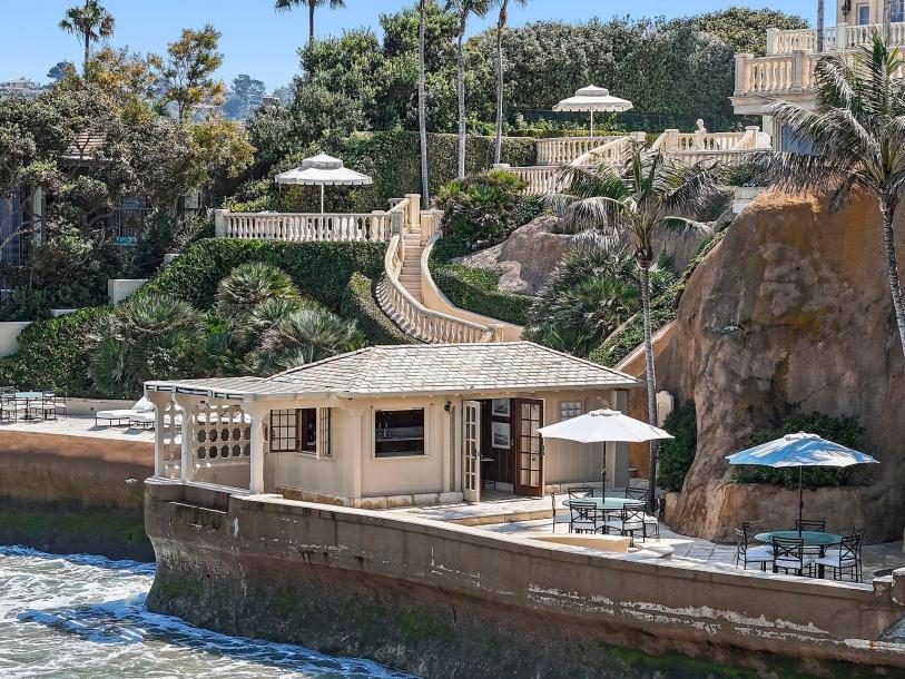 1900 Spindrift Dr, La Jolla, CA 92037-46