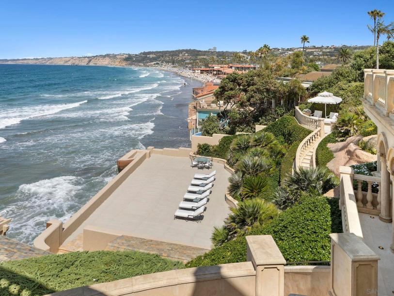 1900 Spindrift Dr, La Jolla, CA 92037-47