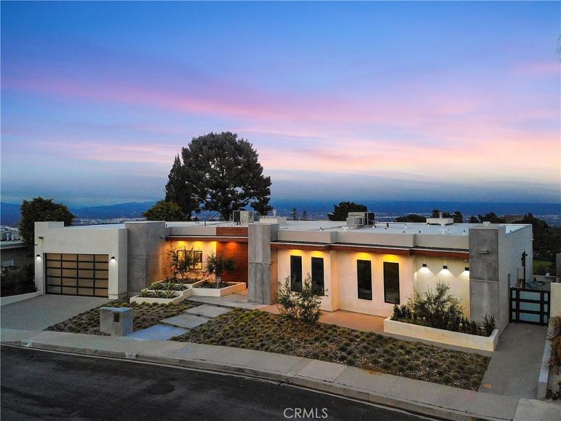 3064 Elvill Dr, Los Angeles, CA 90049-1