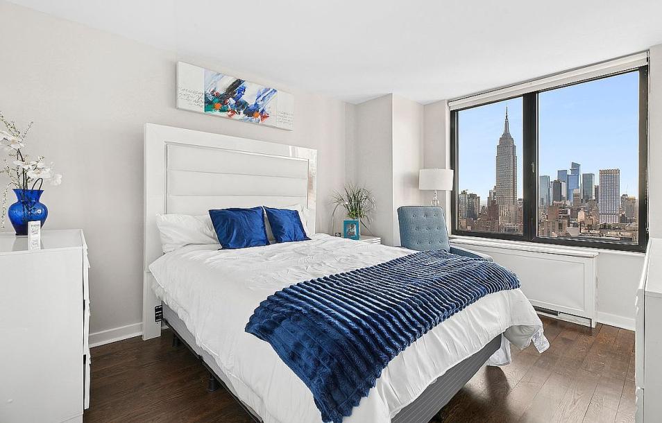 330 E 38th St APT 50E, New York, NY 10016-6