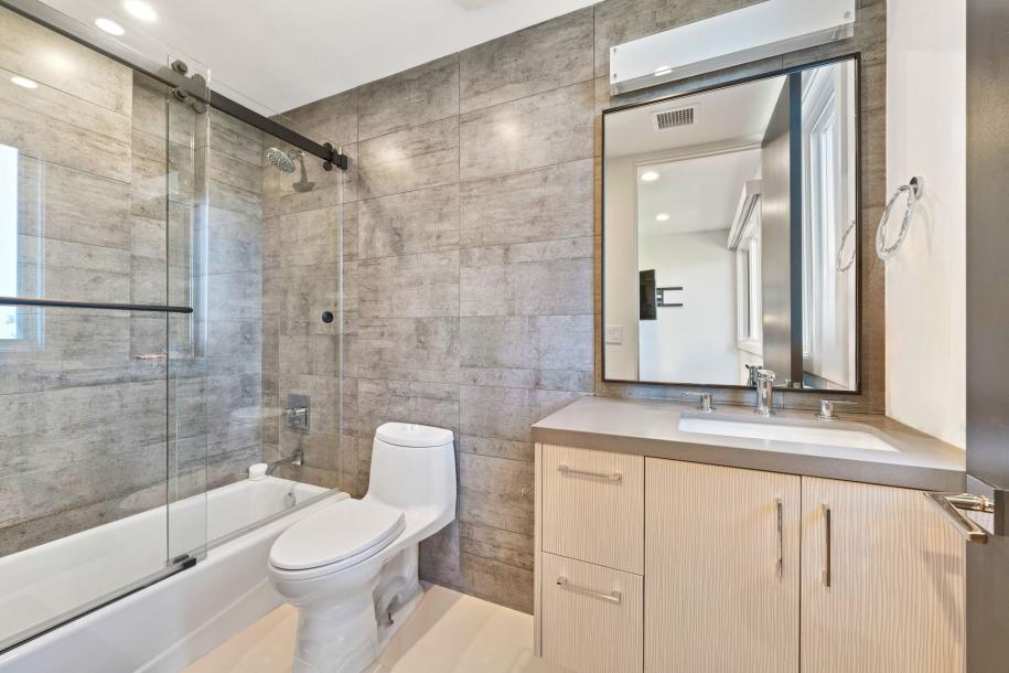 3548 1/2 Multiview Dr, Los Angeles, CA 90068-20