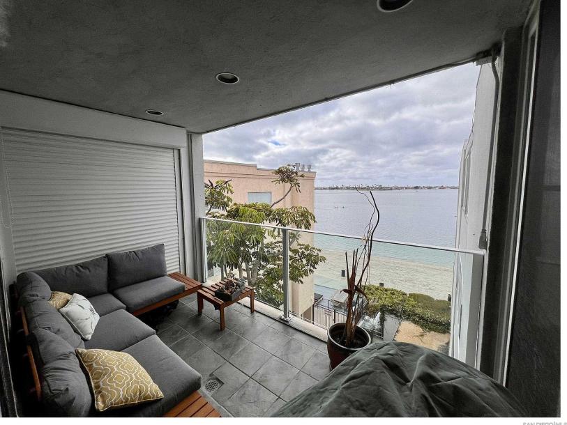 3850 Riviera Dr UNIT 3B, San Diego, CA 92109-25