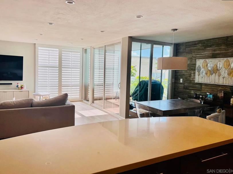 3850 Riviera Dr UNIT 3B, San Diego, CA 92109-27