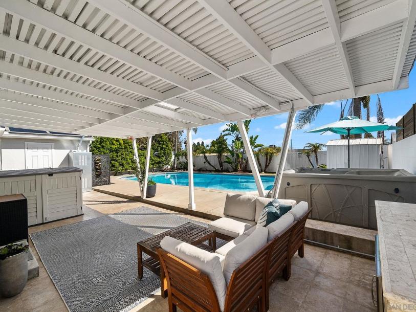 4125 Chippewa Ct, San Diego, CA 92117-5