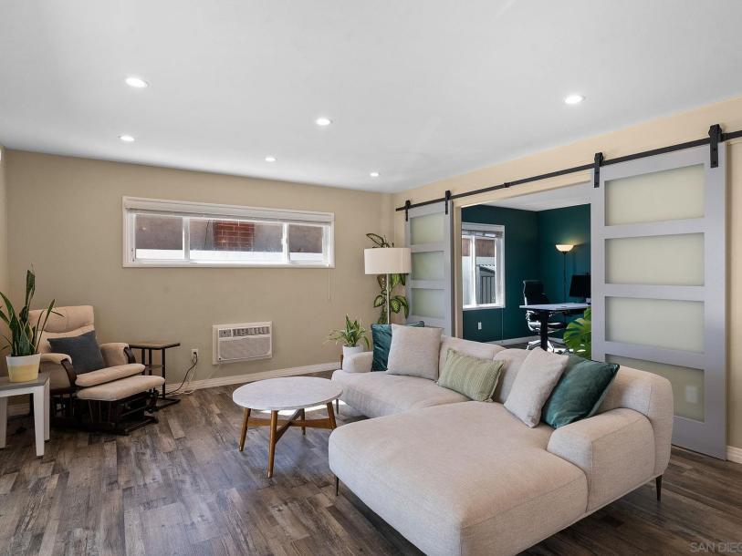 4125 Chippewa Ct, San Diego, CA 92117-13