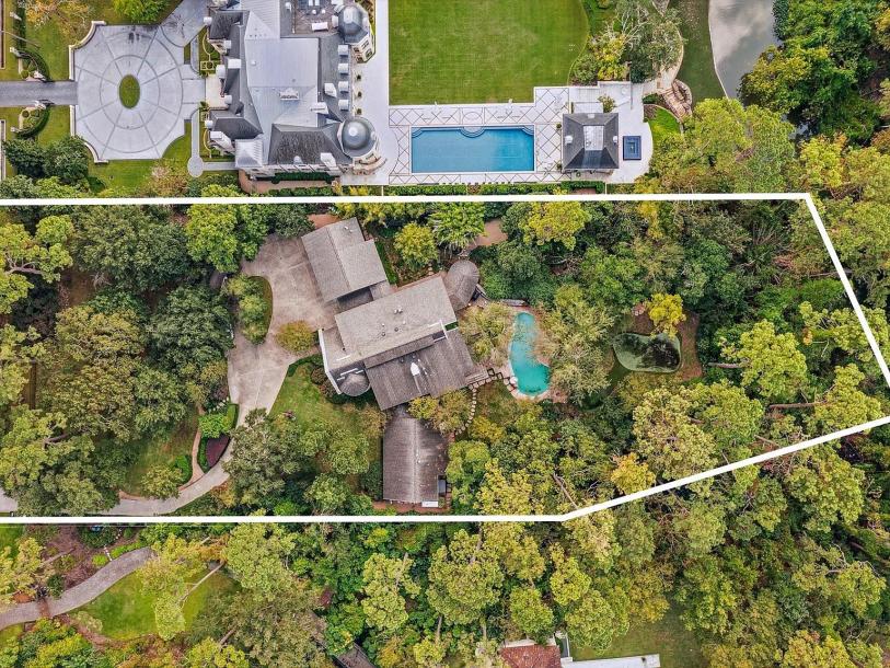 501 W Friar Tuck Ln, Houston, TX 77024-31
