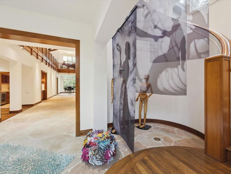 501 W Friar Tuck Ln, Houston, TX 77024-25