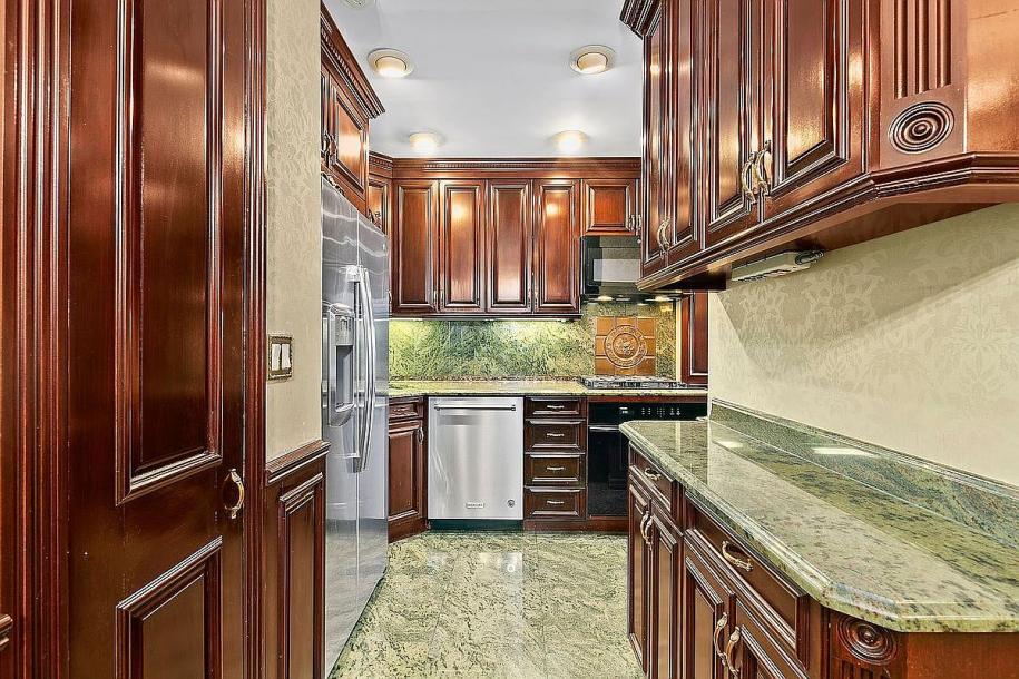 530 E 76th St APT 10H, New York, NY 10021-24