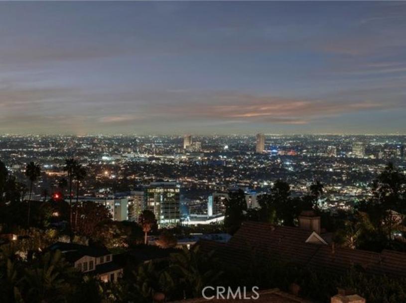 8615 Skyline Dr, Los Angeles, CA 90046-18