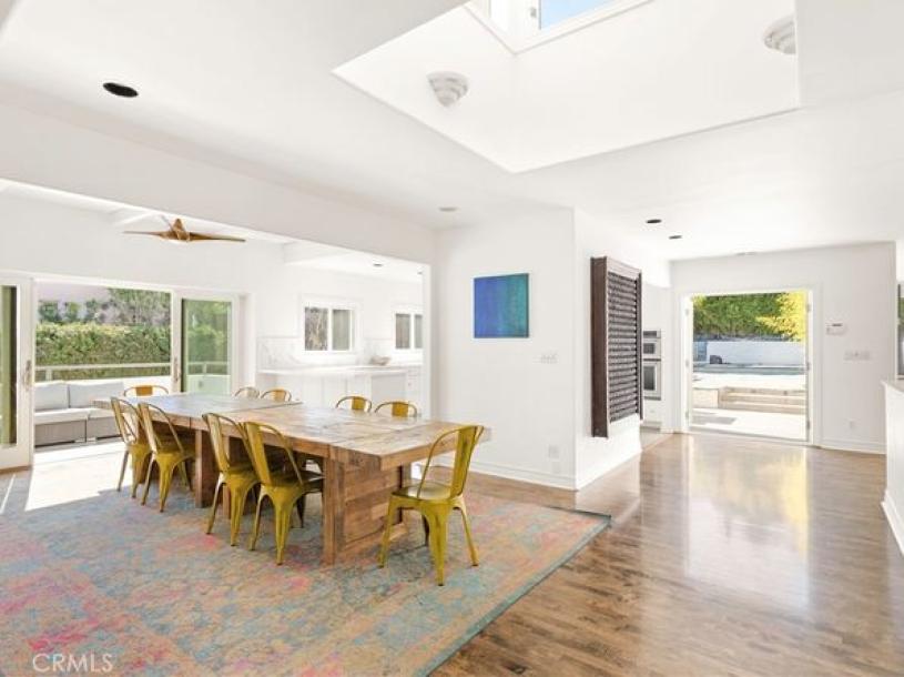 8615 Skyline Dr, Los Angeles, CA 90046-20