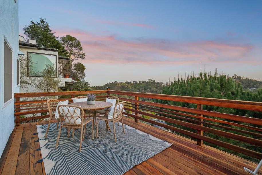 8615 Skyline Dr, Los Angeles, CA 90046-33