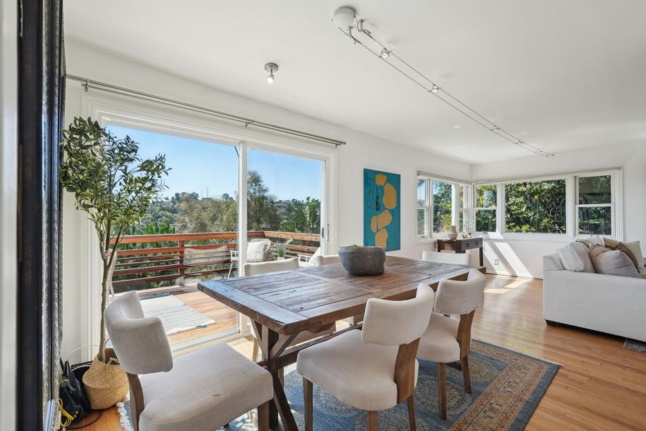 8615 Skyline Dr, Los Angeles, CA 90046-37