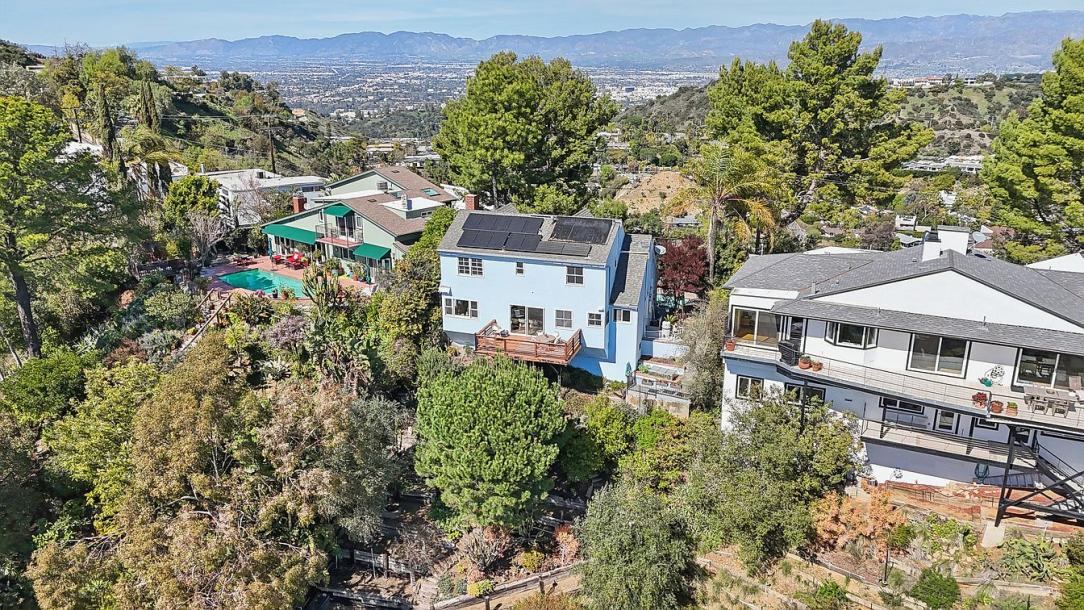 8615 Skyline Dr, Los Angeles, CA 90046-35