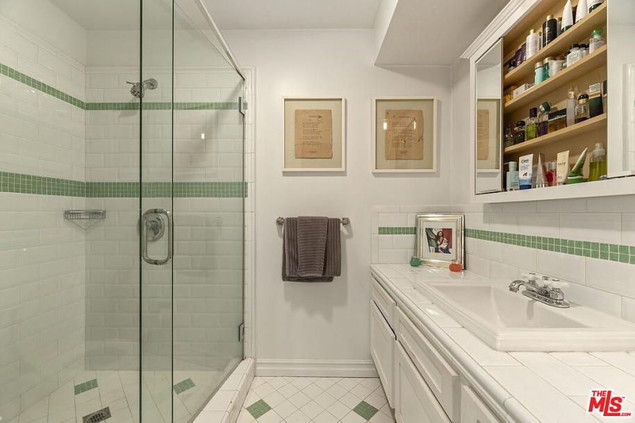 8414 Edwin Dr, Los Angeles, CA 90046-13