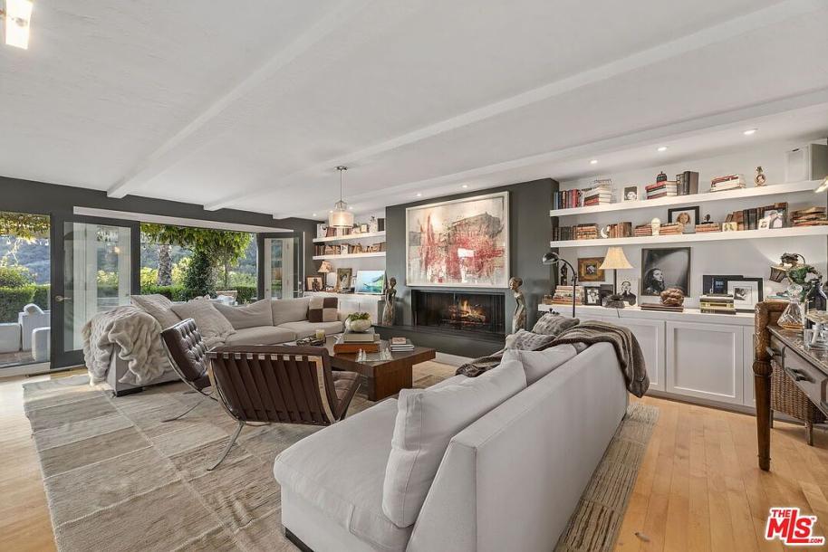 8414 Edwin Dr, Los Angeles, CA 90046-16