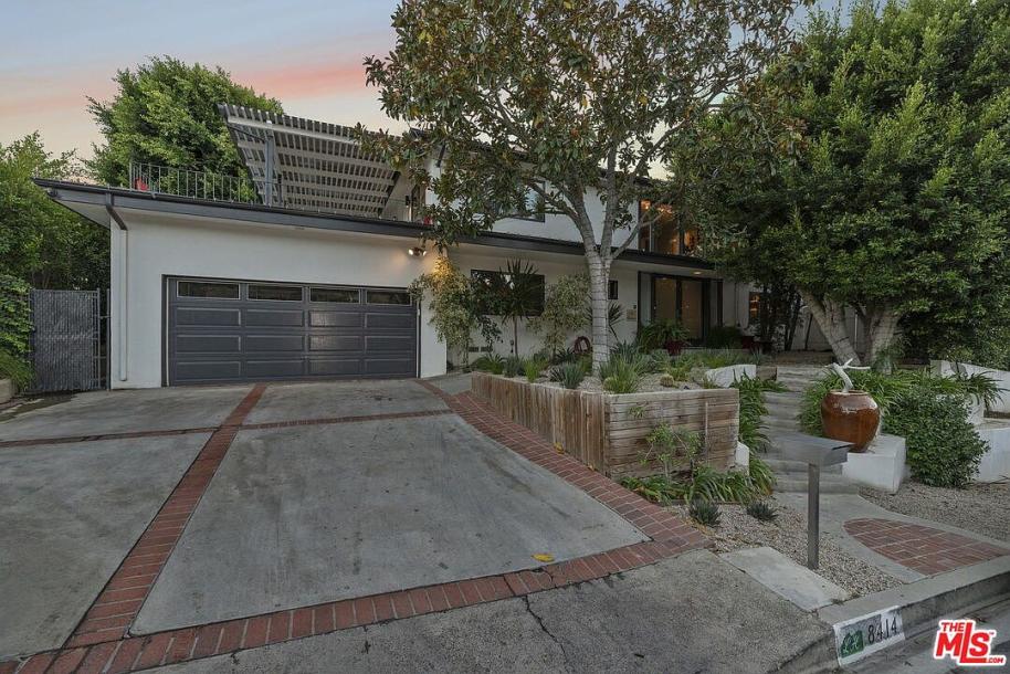 8414 Edwin Dr, Los Angeles, CA 90046-23