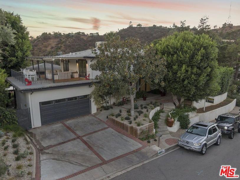 8414 Edwin Dr, Los Angeles, CA 90046-22