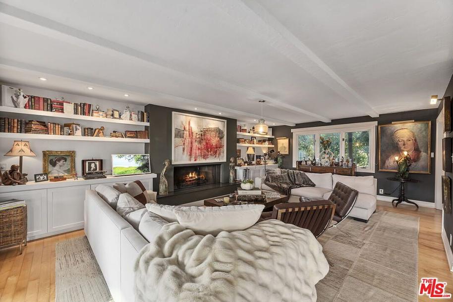 8414 Edwin Dr, Los Angeles, CA 90046-15