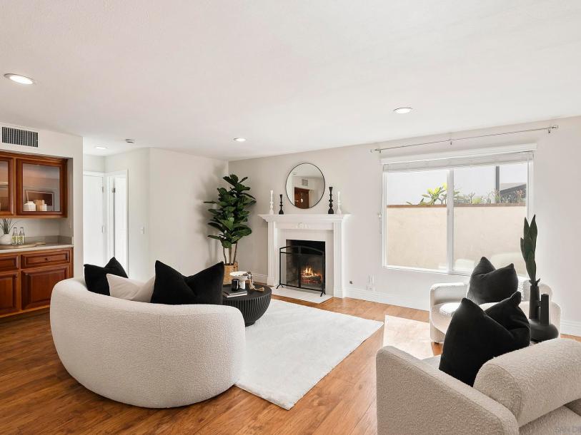 9368 Aldabra Ct, San Diego, CA 92129-60