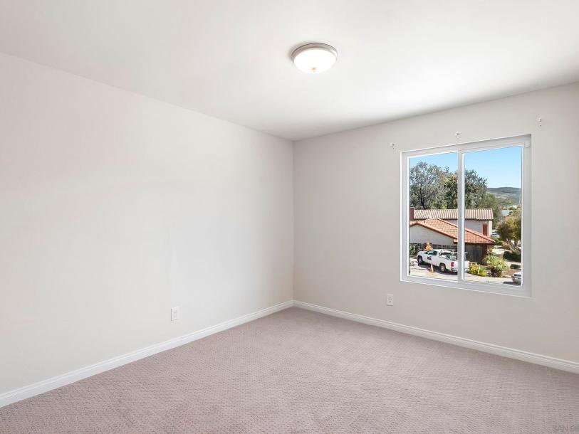 9368 Aldabra Ct, San Diego, CA 92129-37