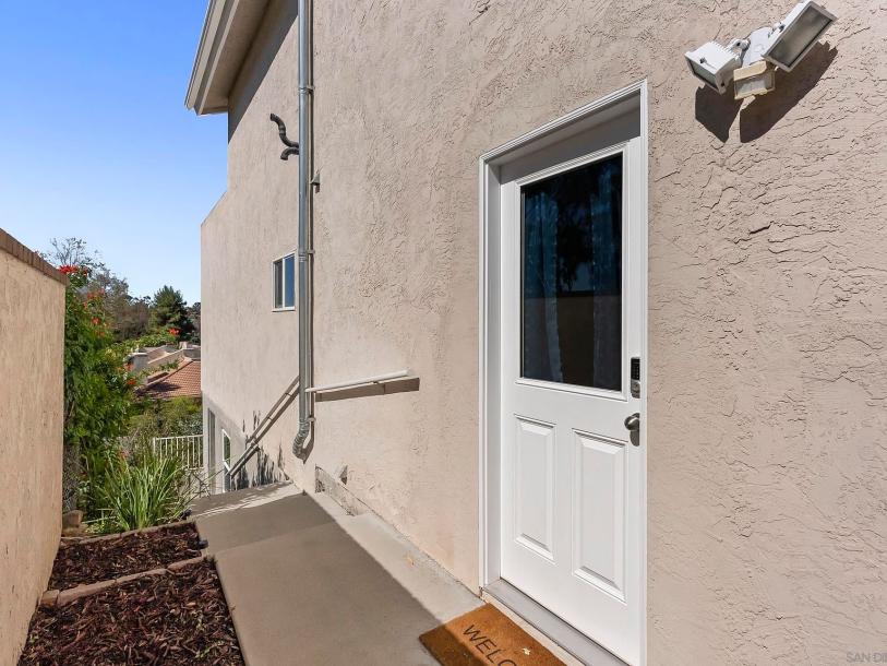 9368 Aldabra Ct, San Diego, CA 92129-34