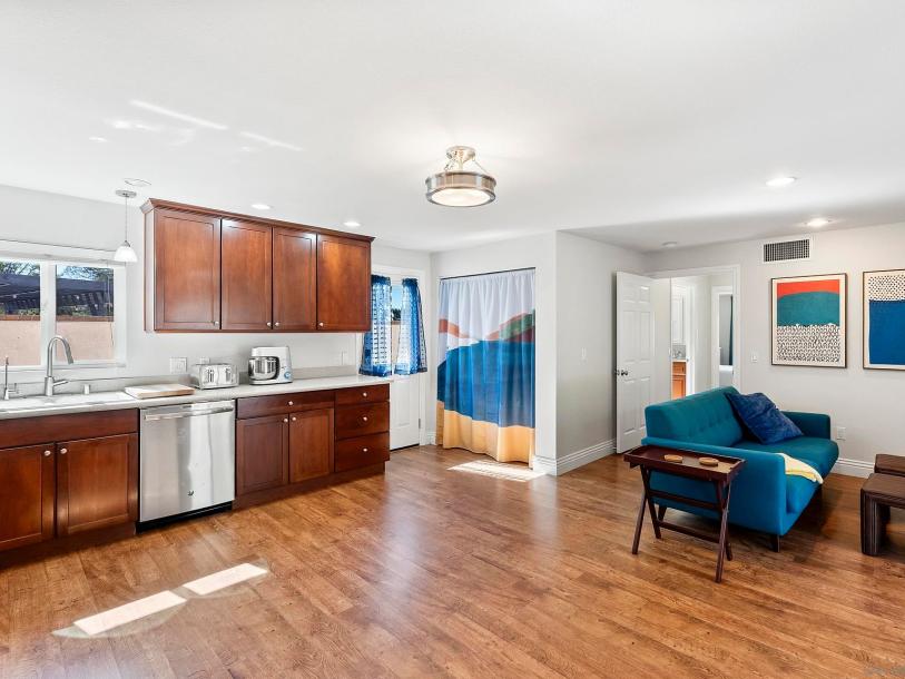 9368 Aldabra Ct, San Diego, CA 92129-33