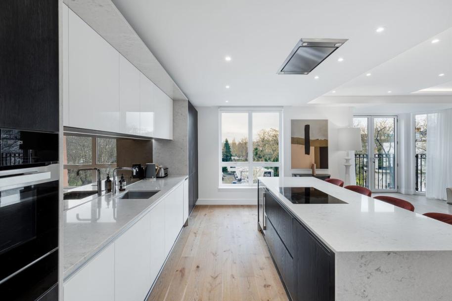 Bayswater Road, Greater London, London, England W2-11