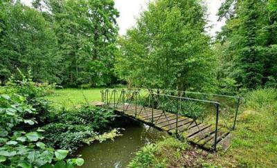 Paris, Île-de-France, Address available on request