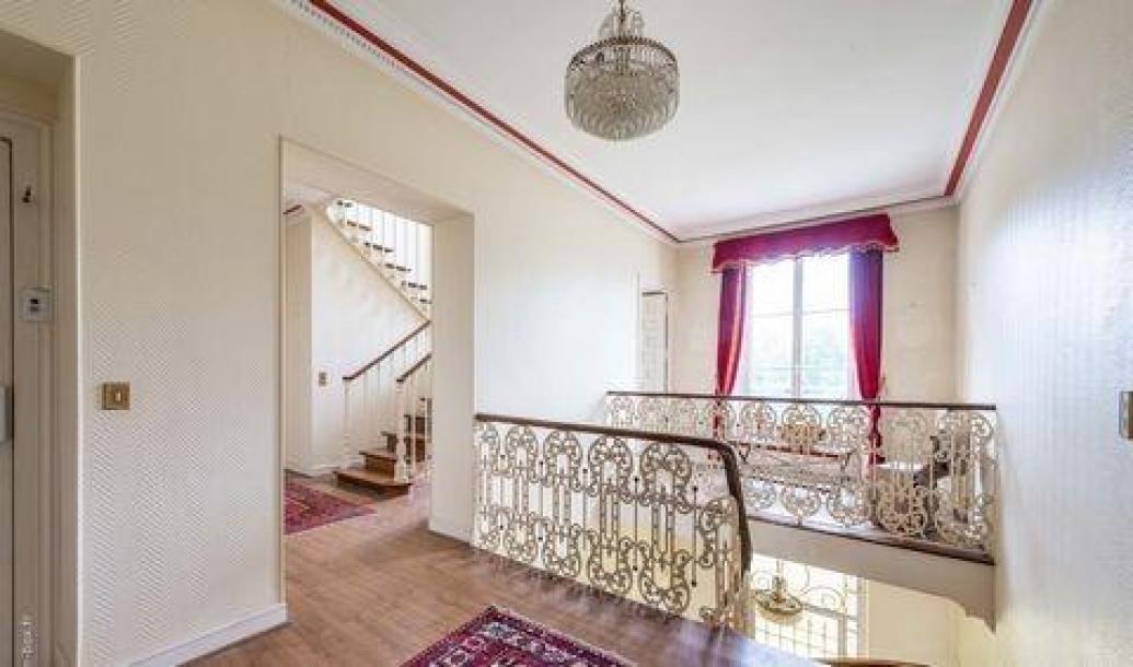 Paris, Île-de-France, Address available on request-15