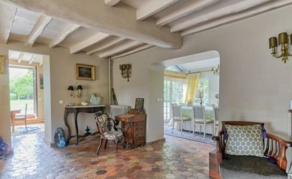 Paris, Île-de-France, Address available on request-11