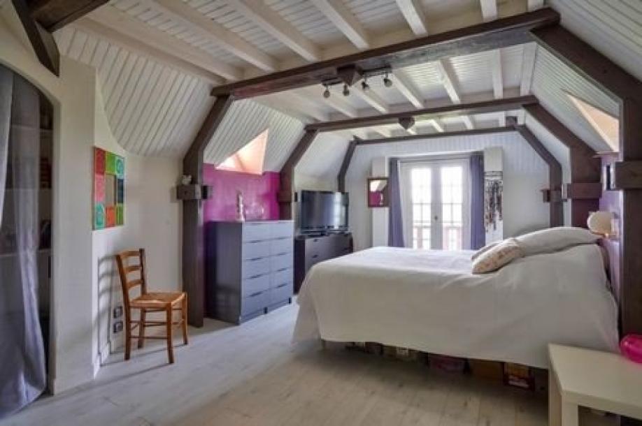 Paris, Île-de-France, Address available on request-12