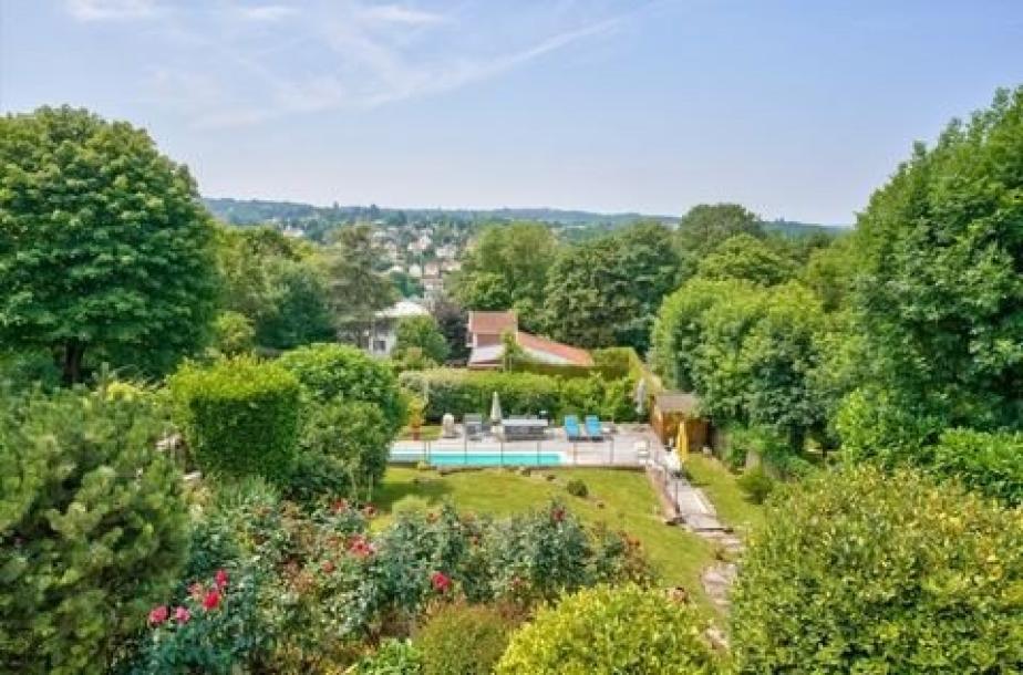 Paris, Île-de-France, Address available on request-16