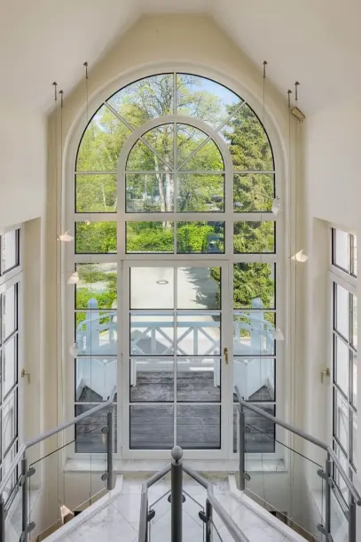 Exclusive villa with stunning wellness area and sunny garden Munich, BA, 81827 Germany-14