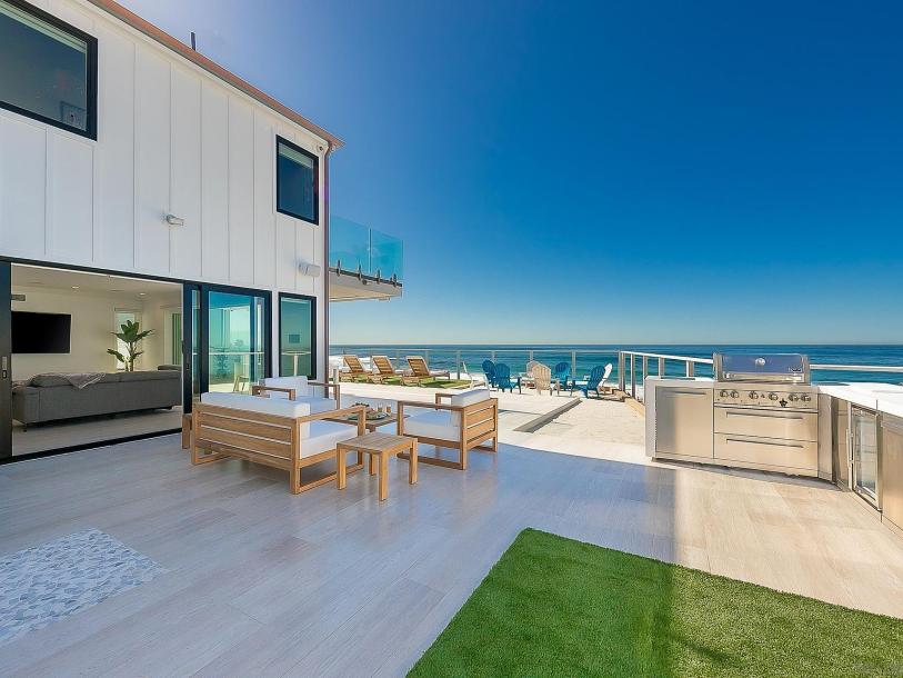 303 Sea Ln, La Jolla, CA 92037-33