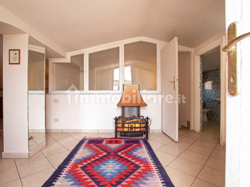 Detached house via Amipsia, Casal Palocco, Rome-53