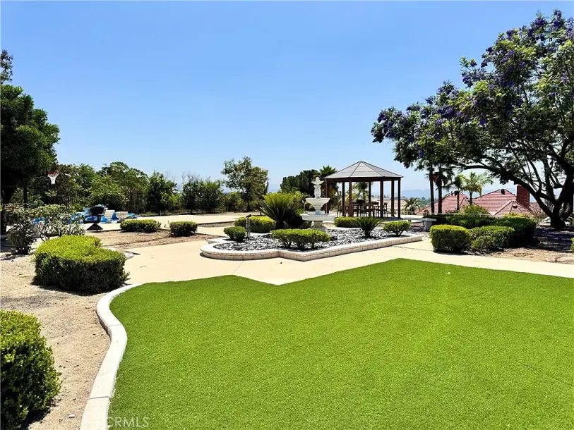 1257 Fetlock Way-56
